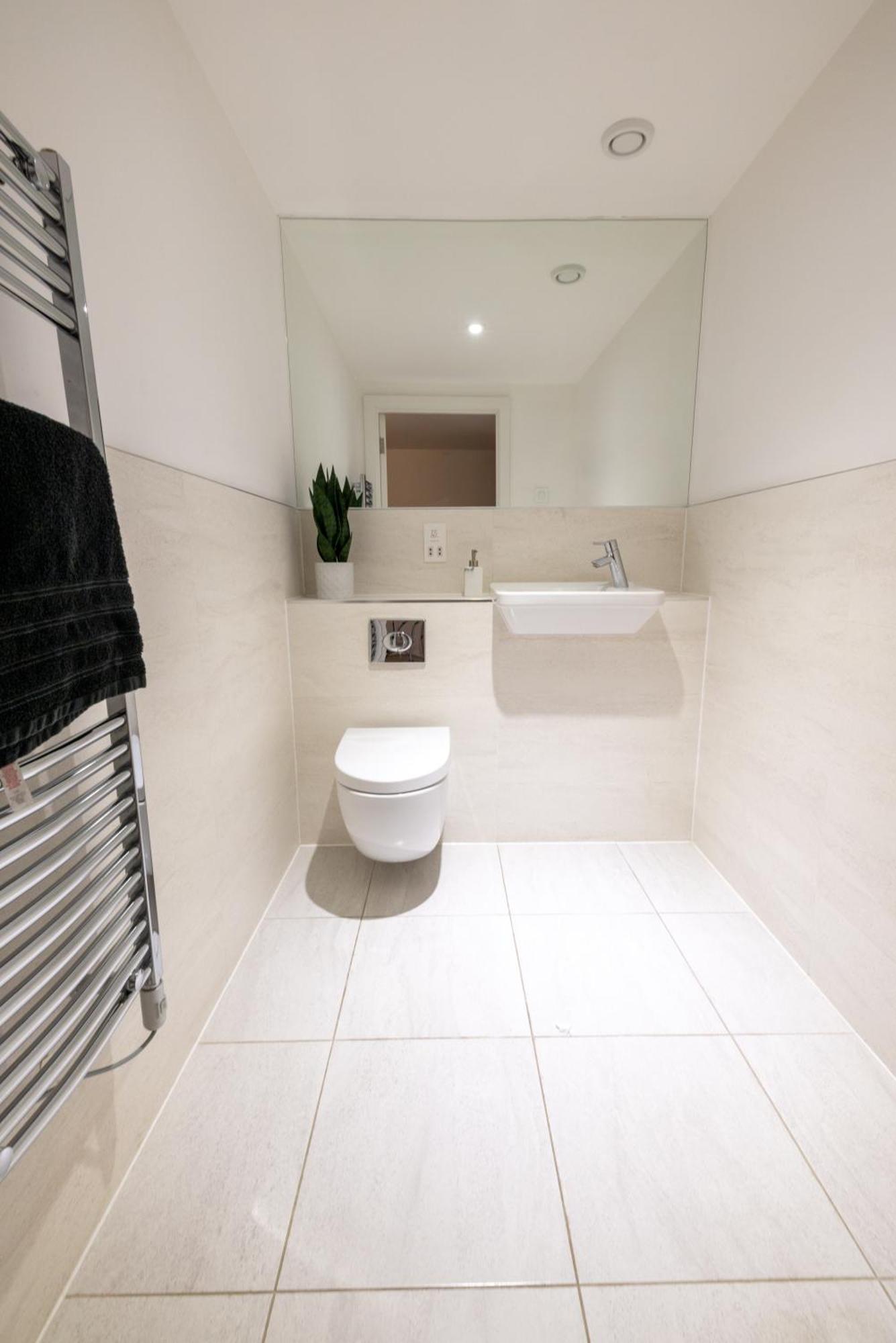 런던 Luxurious & Modern Townhouse In Hammersmith 아파트 외부 사진
